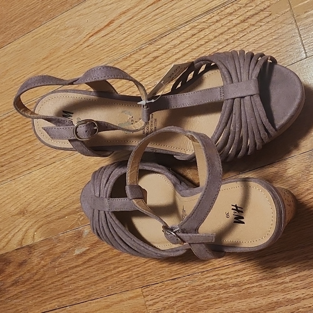 Wedges - Picture 2 of 2